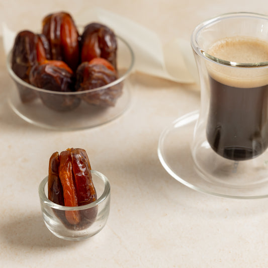 Mejdoul Date with Dried Apricot